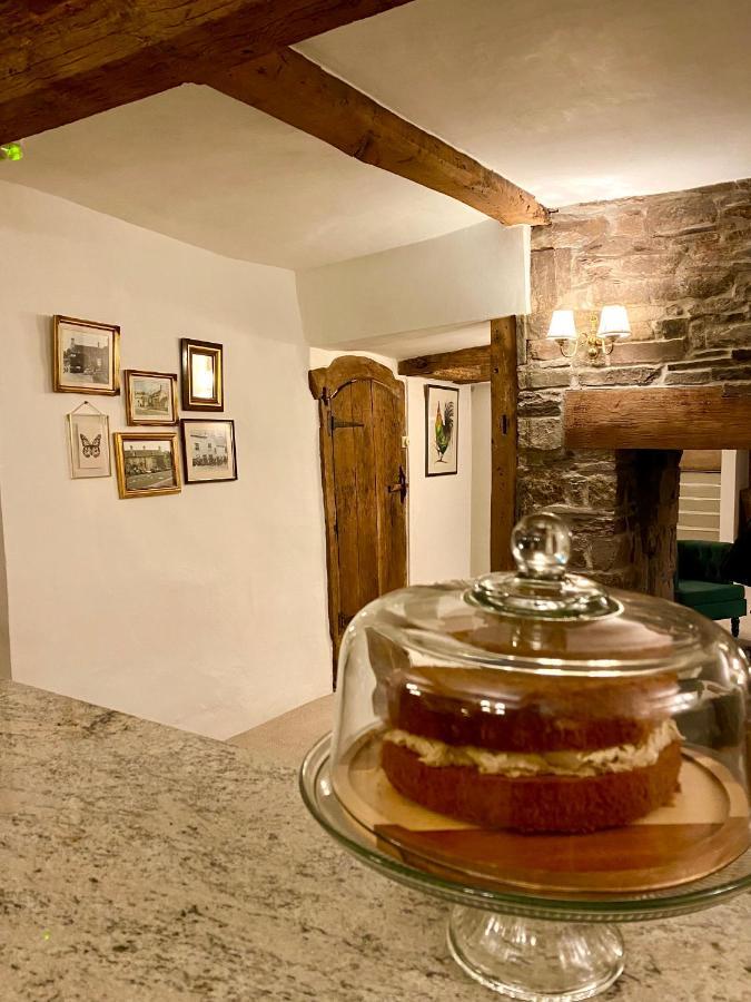 Three Cocks Hotel Brecon Buitenkant foto